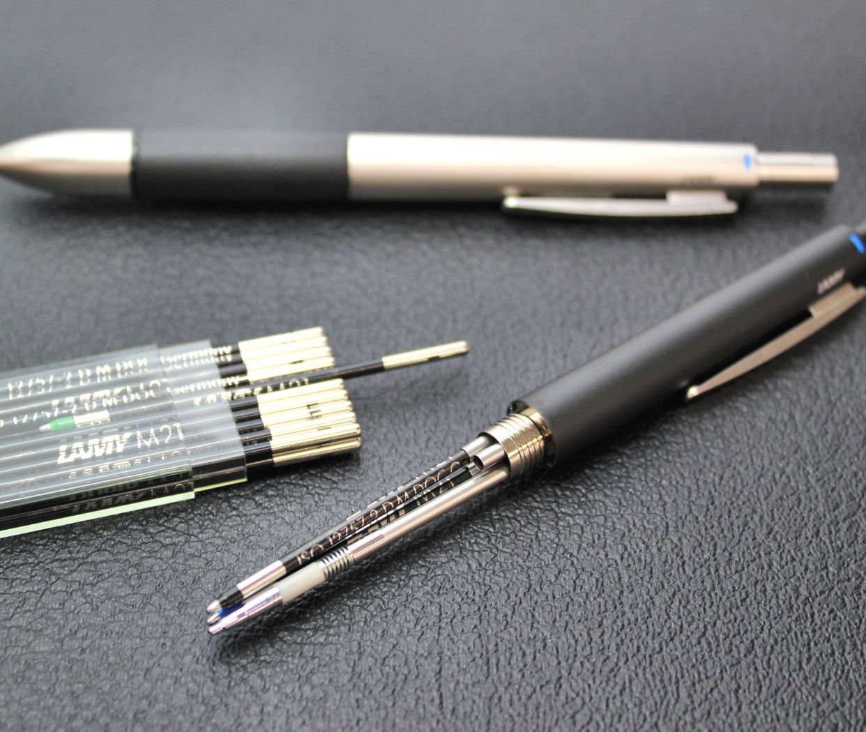 LAMY ラミー 4色 ボールペン 油性 2000 L401 正規輸入品 31vzFlx-NiL._AC_UF350,